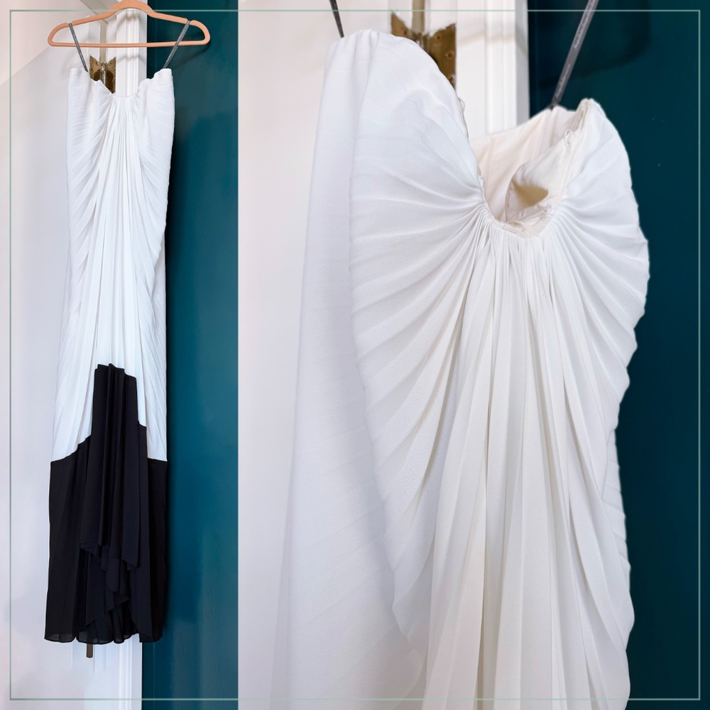 $5490 Monique Lhuillier Pleated Sweetheart Runway Gown - Picture 14 of 14